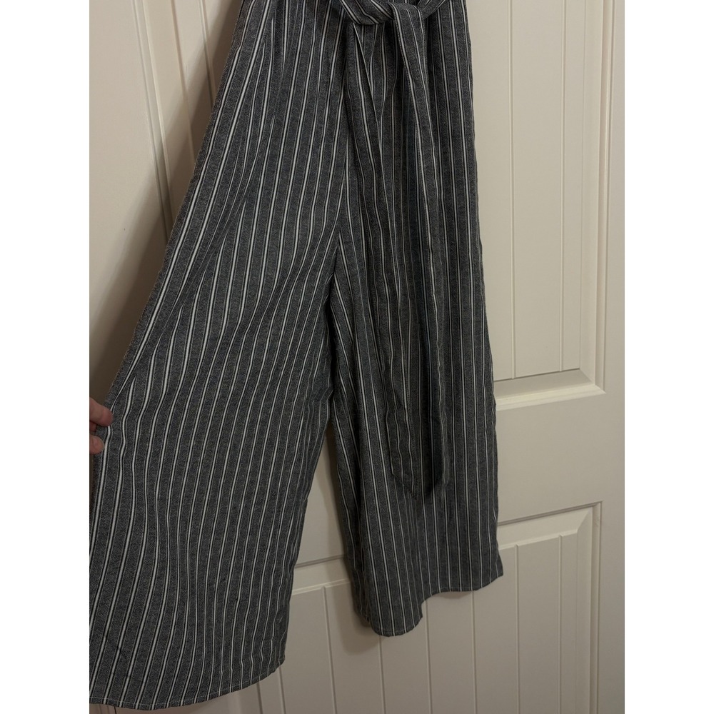 Umgee Grey Striped Off Shoulder Wide Leg Jumpsuit S Pocket Belted Ruffle Coastal - Picture 3 of 12